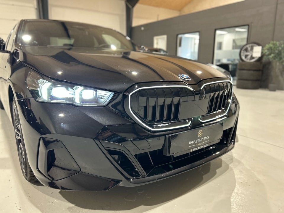 BMW i5 eDrive40 M-Sport Pro 4d