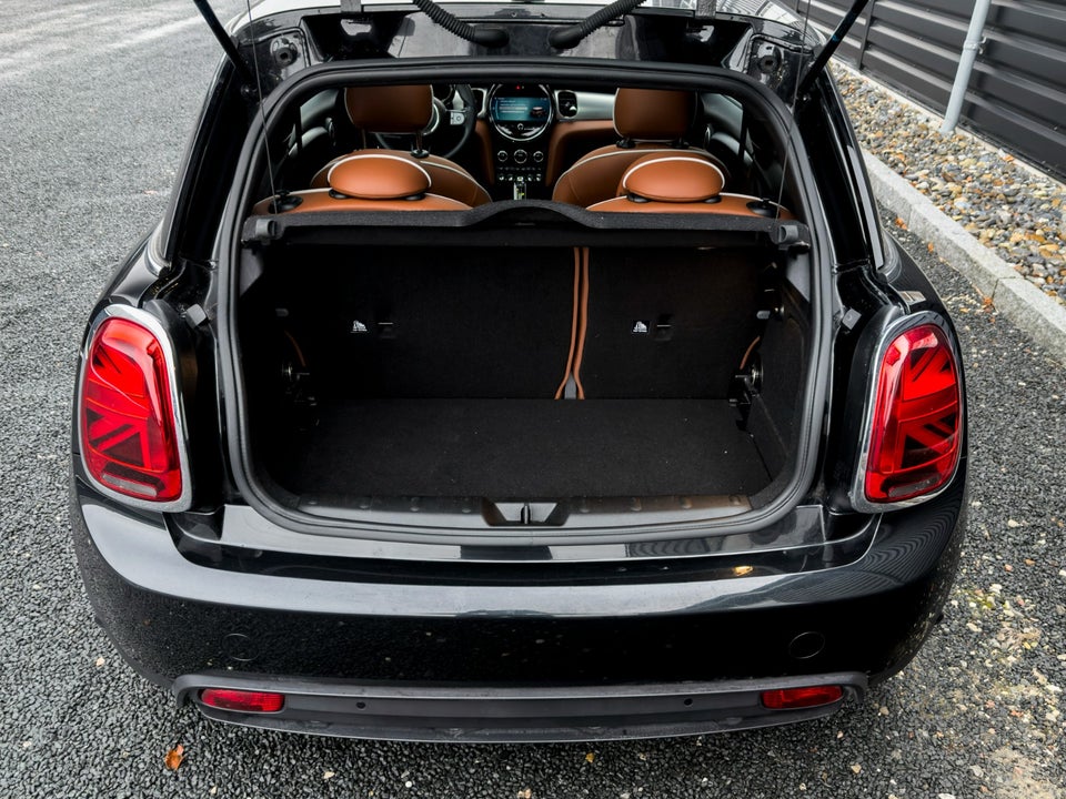 MINI Cooper SE Younique Trim 3d