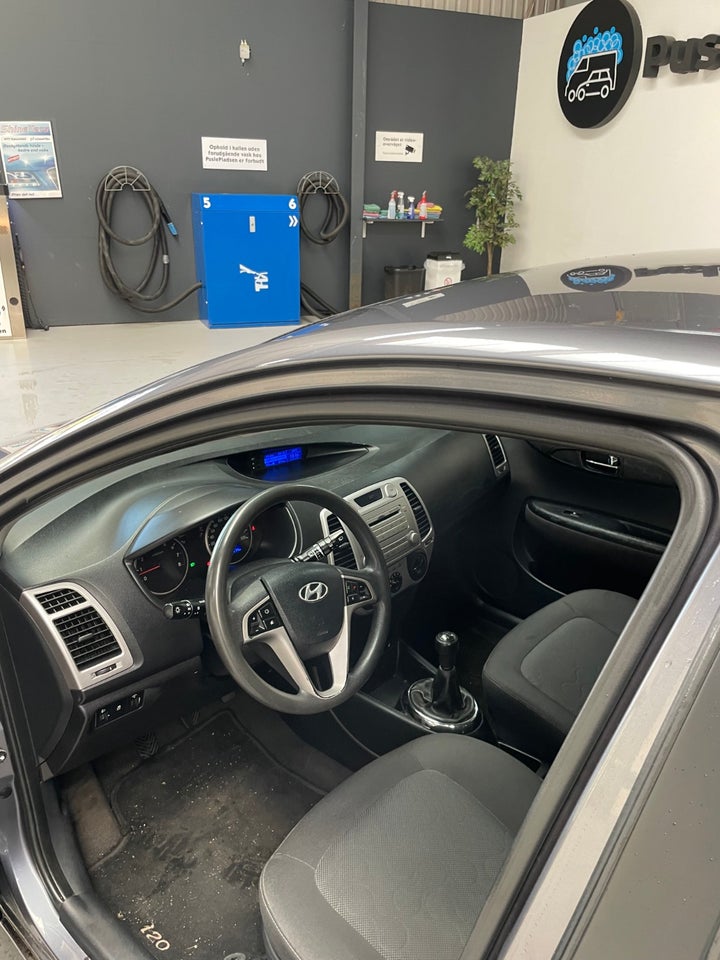 Hyundai i20 1,25 Classic 5d