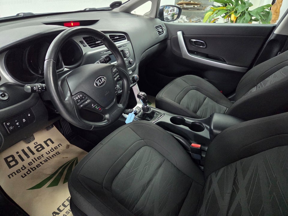 Kia Ceed 1,4 CVVT Active SW 5d