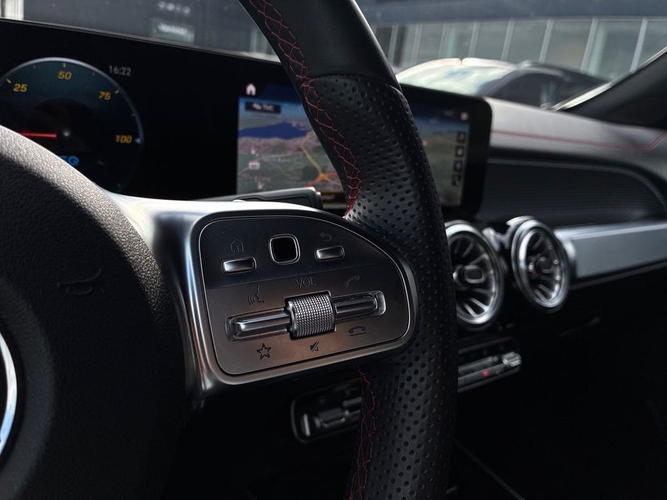 Mercedes EQB350 AMG Line 4Matic 5d