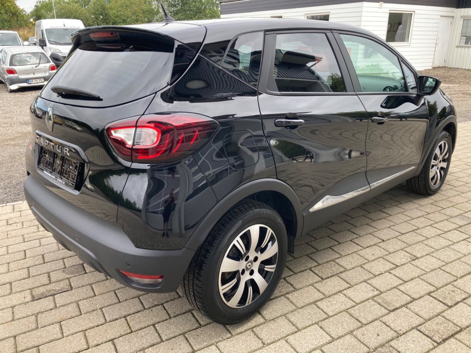 Renault Captur 0,9 TCe 90 Zen 5d