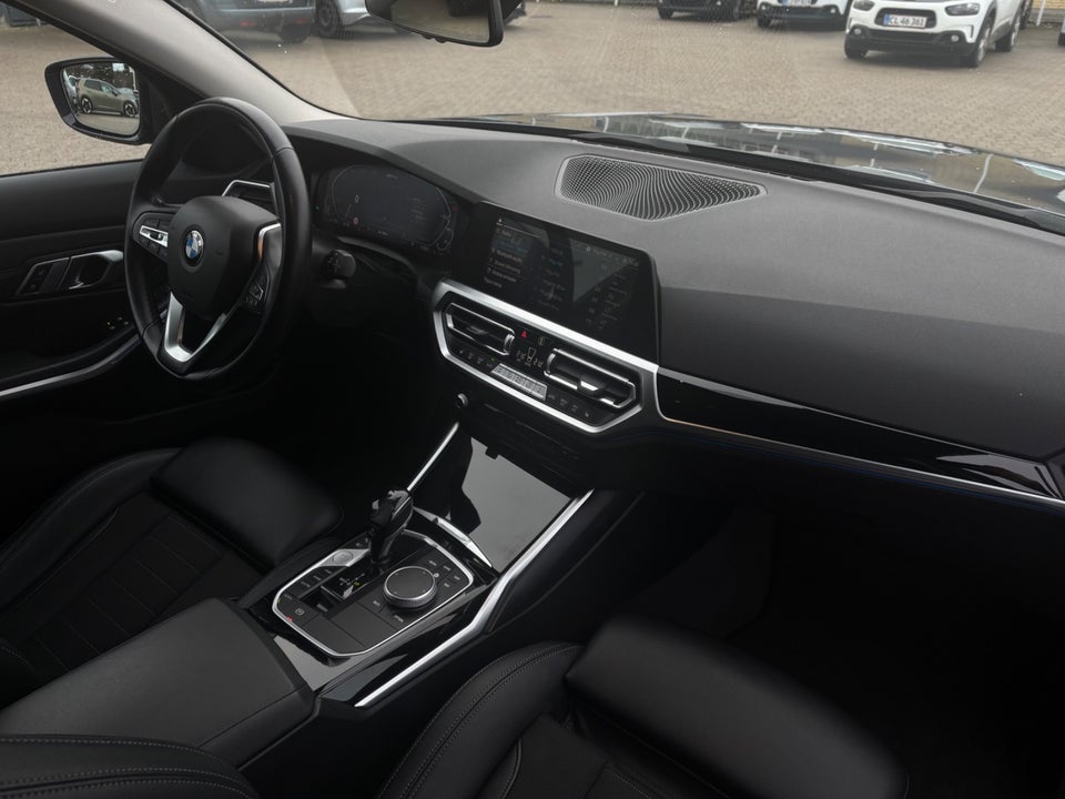 BMW 330e 2,0 Touring Sport Line aut. 5d