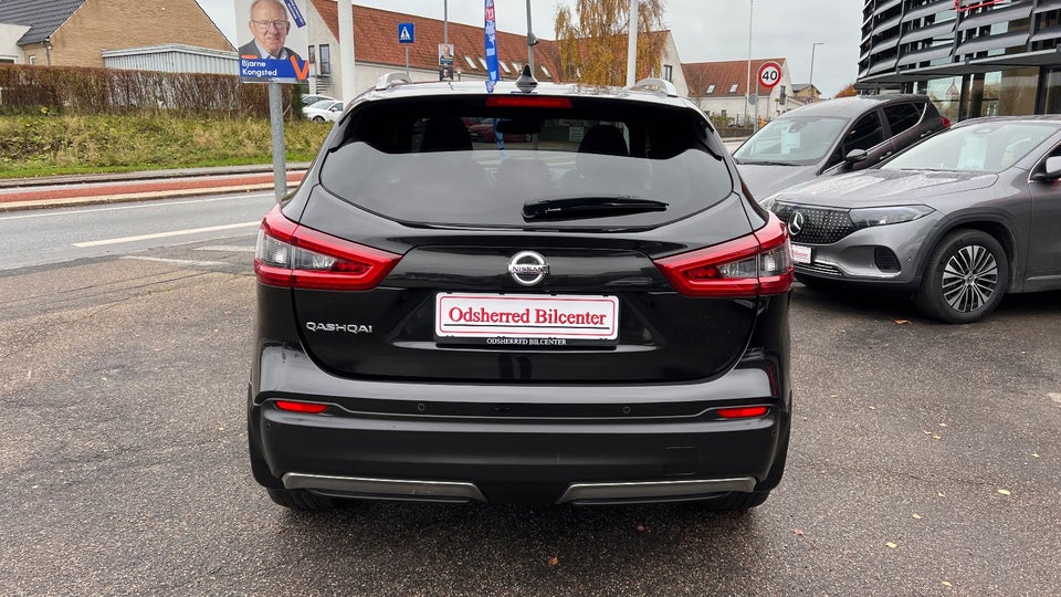 Nissan Qashqai 1,2 Dig-T 115 Tekna+ 5d