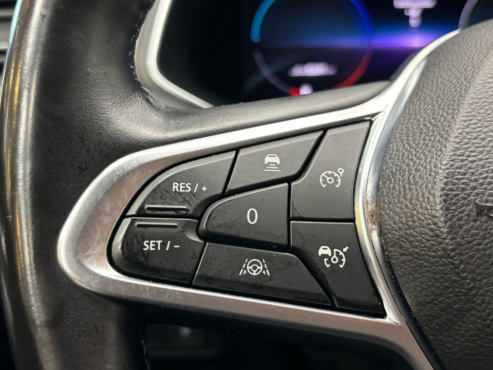 Renault Captur 1,6 E-Tech Intens 5d