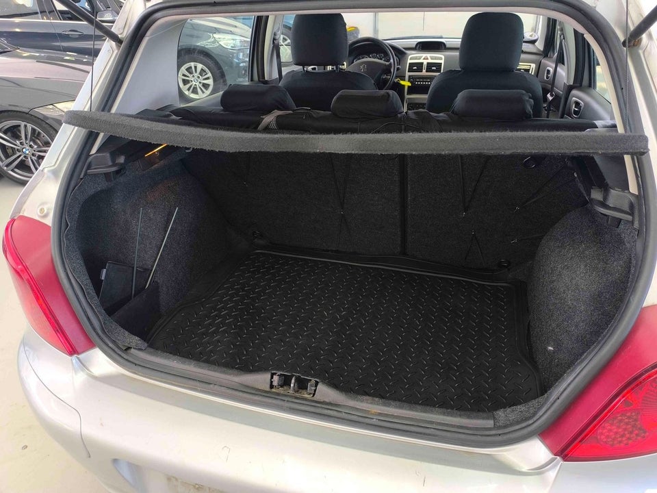 Peugeot 307 1,6 Edition aut. 5d