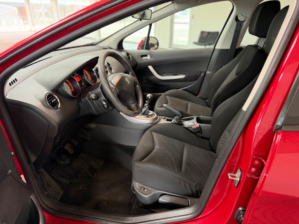 Peugeot 308 1,6 e-HDi 112 Access 5d