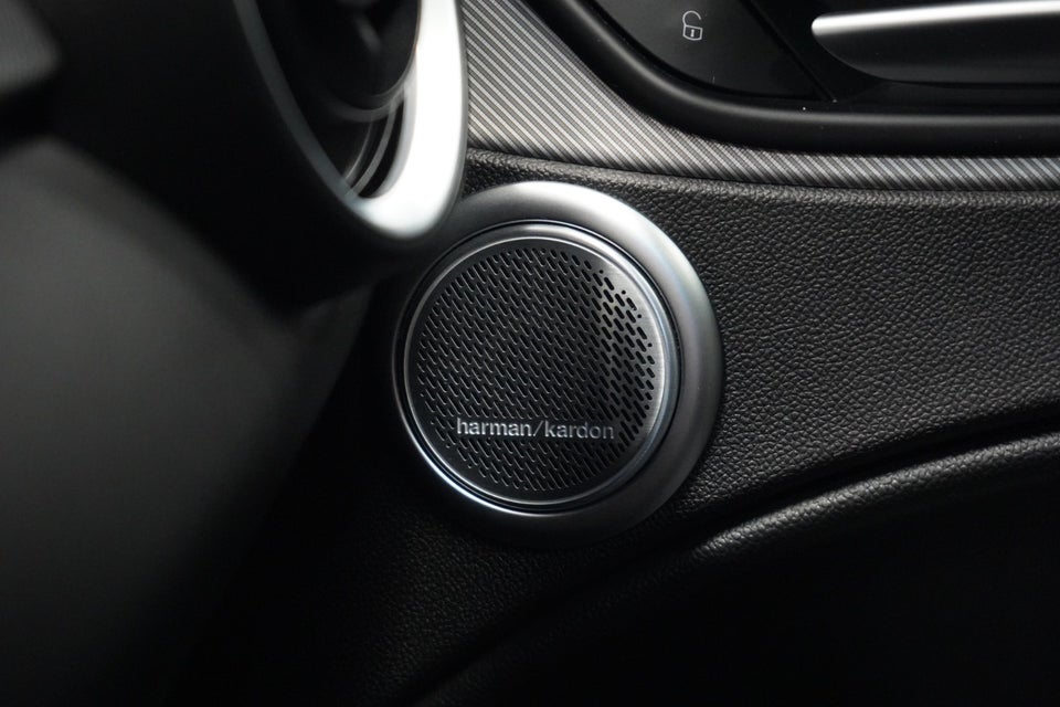 Alfa Romeo Stelvio 2,2 JTD 210 Super aut. Q4 5d