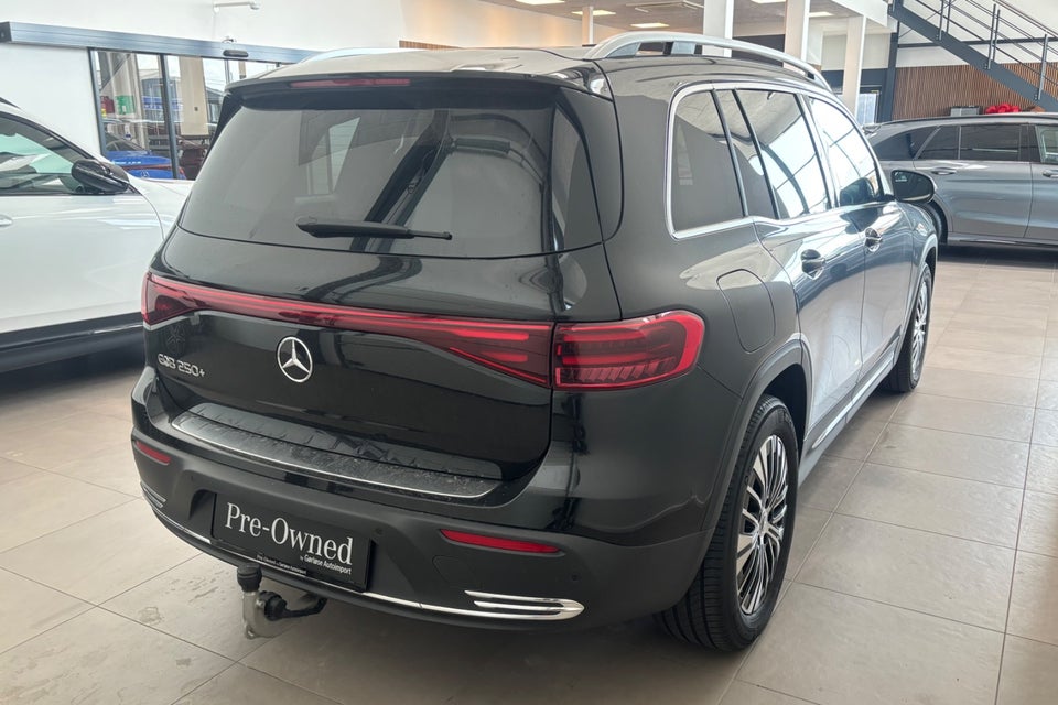 Mercedes EQB250+ Progressive 5d