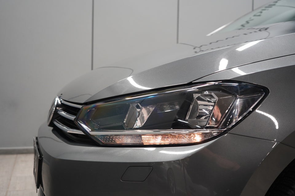 VW Touran 1,6 TDi 115 Comfortline Connect DSG 7prs 5d