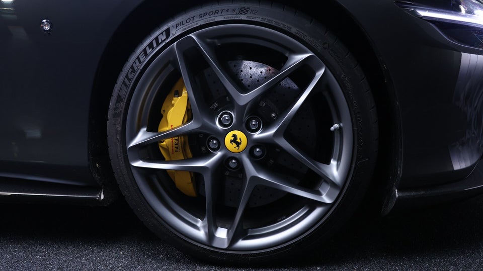 Ferrari Roma 3,9 DCT 2d