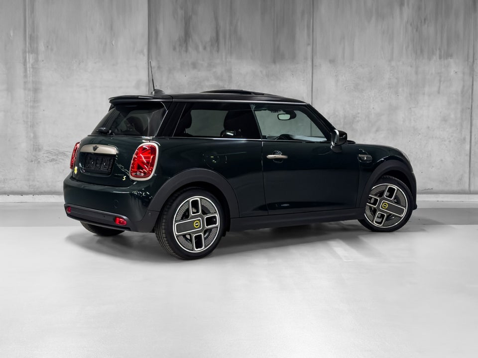 MINI Cooper SE Resolute Edition 3d