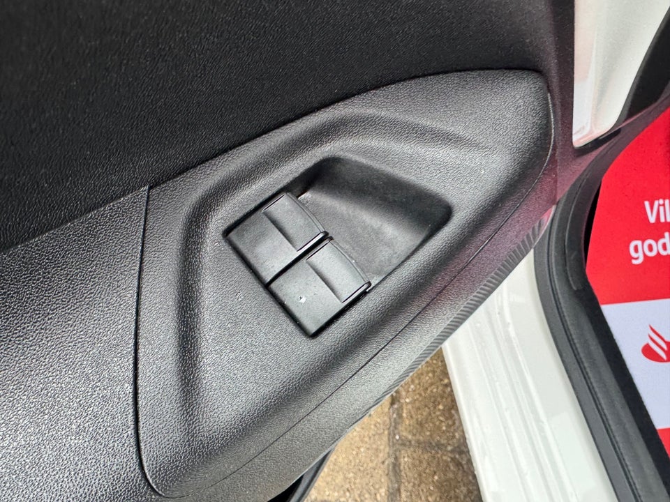 Toyota Aygo 1,0 VVT-i x-press 5d