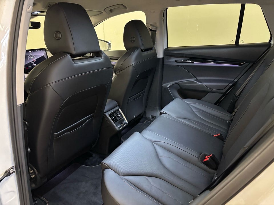 Skoda Enyaq 80 iV 5d