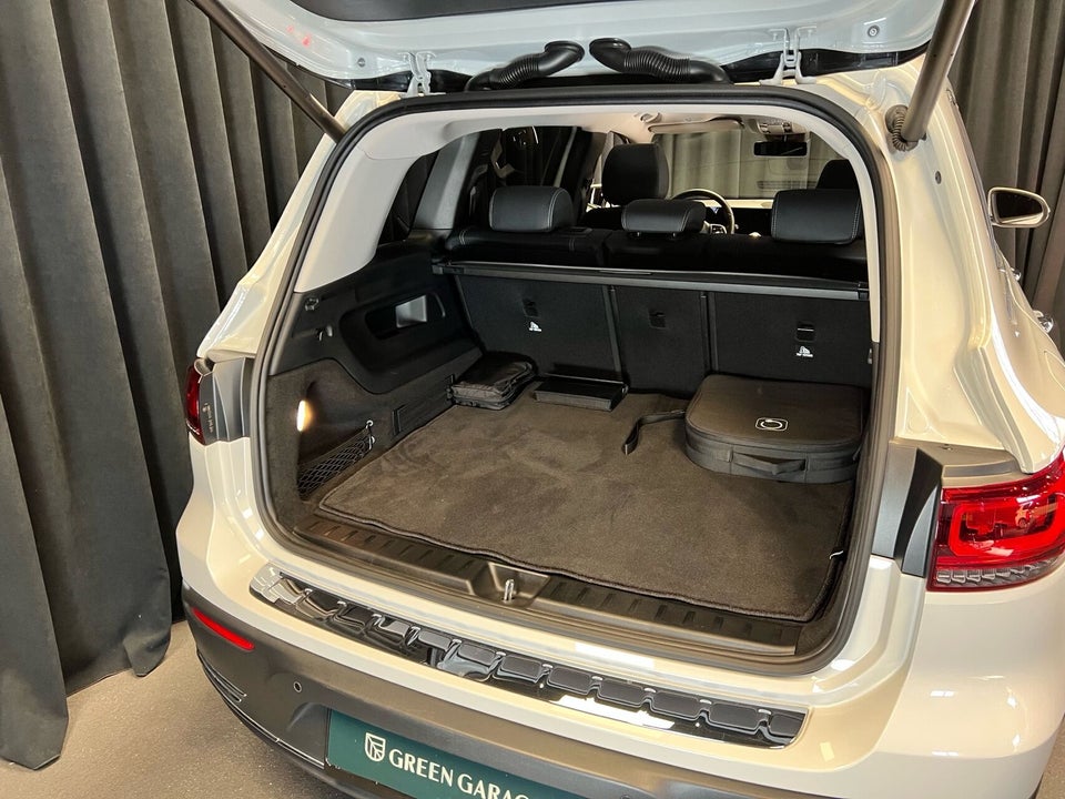 Mercedes EQB250+ Progressive 5d