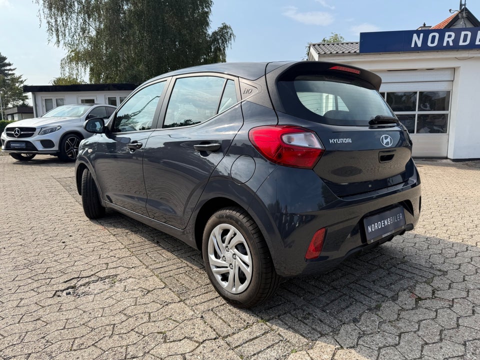 Hyundai i10 1,0 MPi Essential 5d