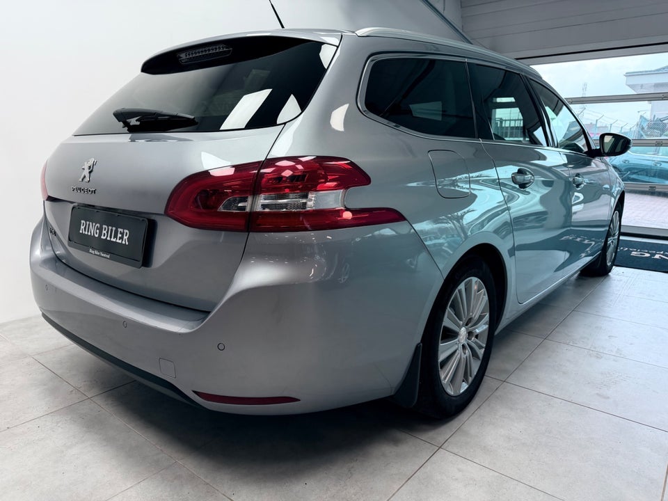 Peugeot 308 1,5 BlueHDi 130 Edition:210+ SW EAT8 5d