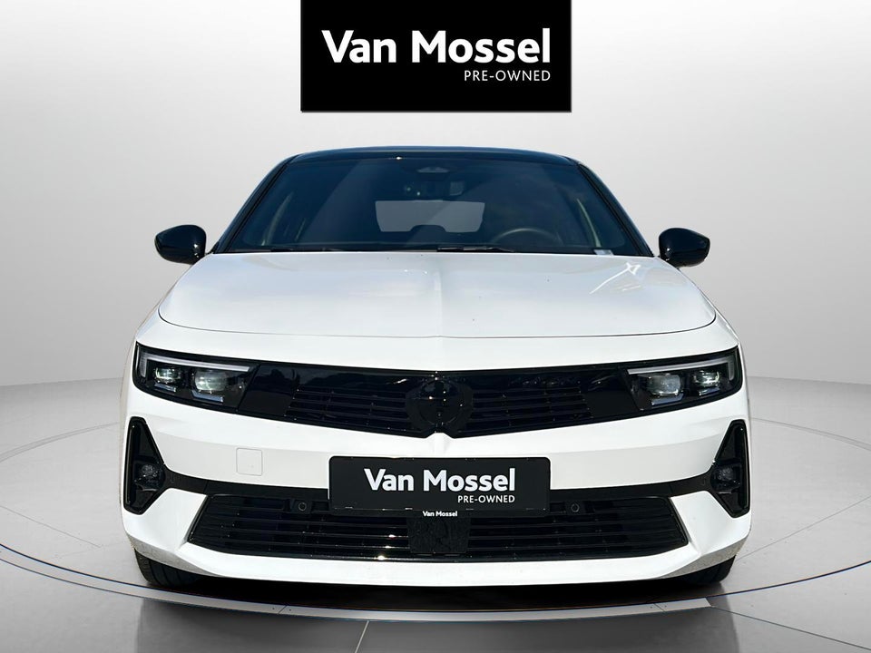 Opel Astra-e 54 Ultimate 5d