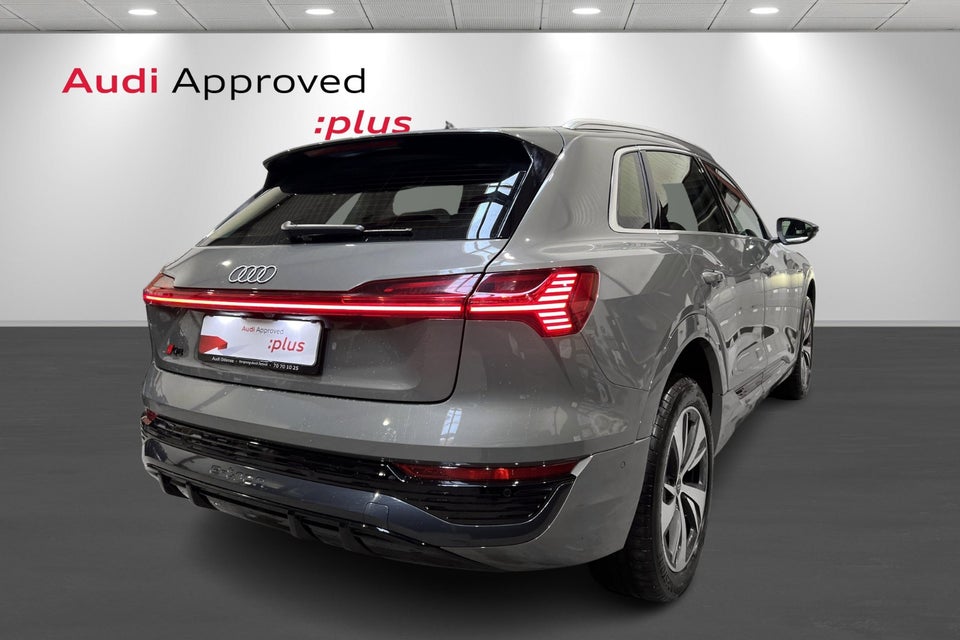 Audi Q8 e-tron 55 S-line quattro 5d