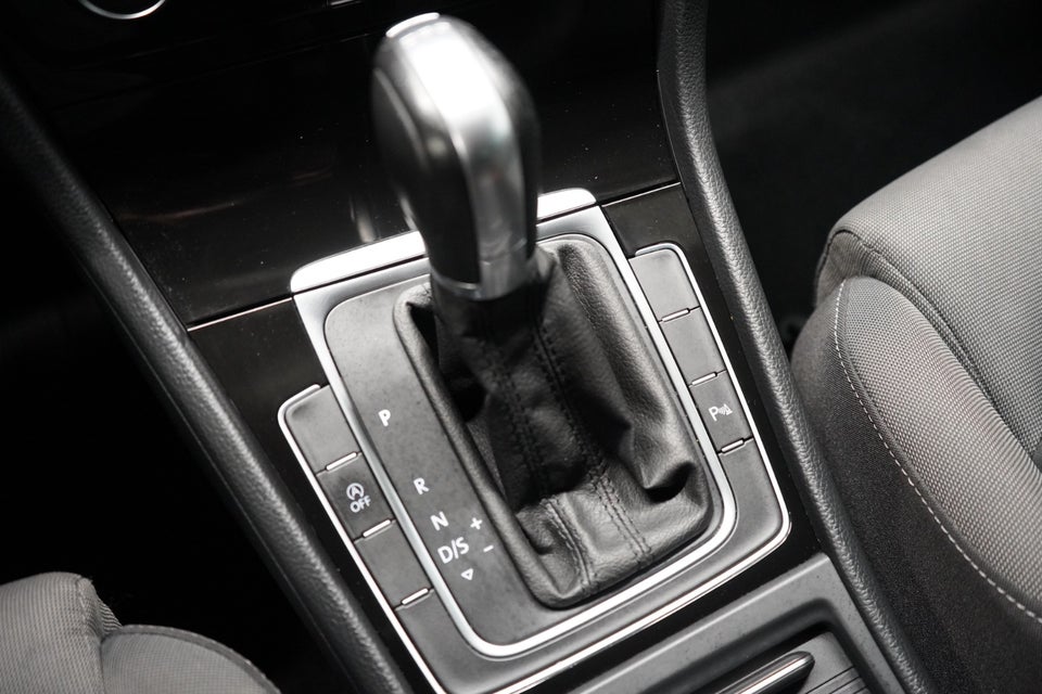 VW Golf VII 1,5 TSi 150 Highline DSG 5d