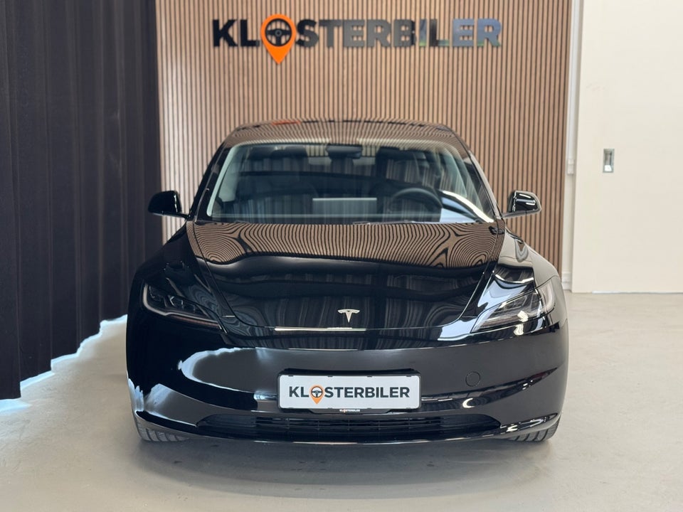 Tesla Model 3 Long Range RWD 4d