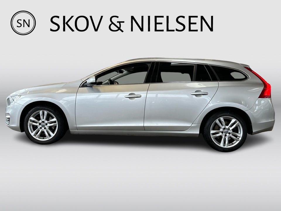 Volvo V60 2,0 D4 190 Summum aut. 5d