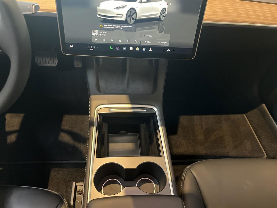 Tesla Model 3 RWD 4d