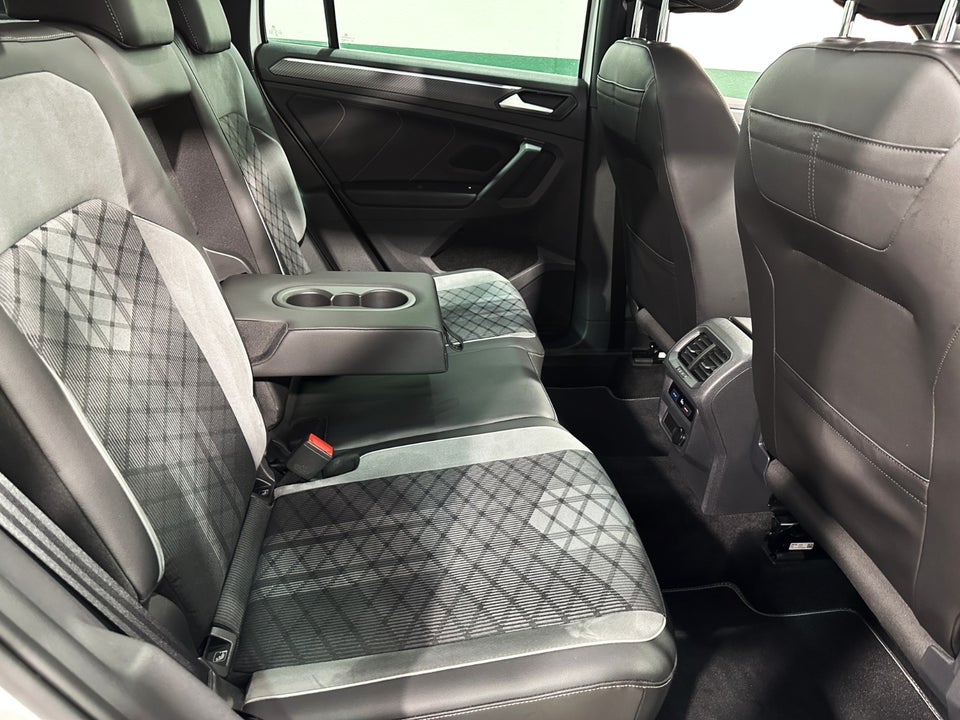 VW Tiguan 1,4 eHybrid R-line DSG 5d