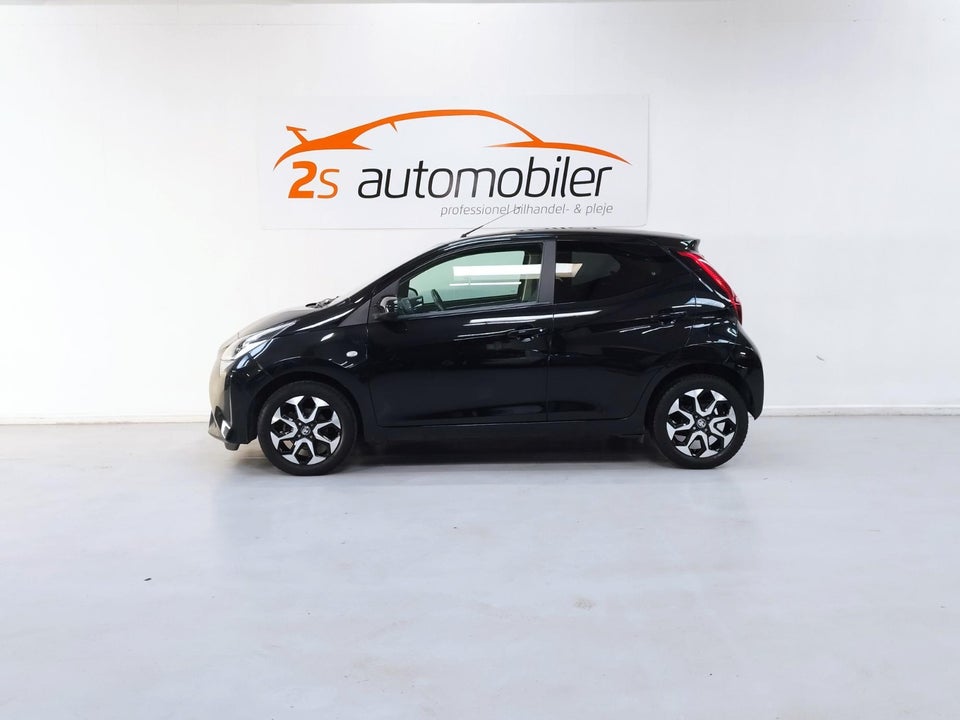 Toyota Aygo 1,0 VVT-i x-press x-shift 5d