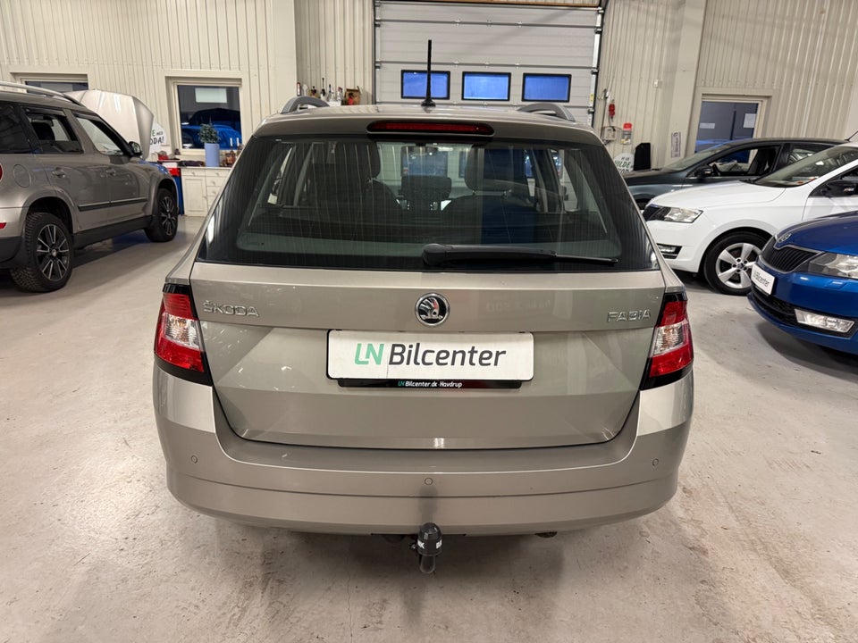 Skoda Fabia 1,0 TSi 110 Ambition Combi DSG 5d