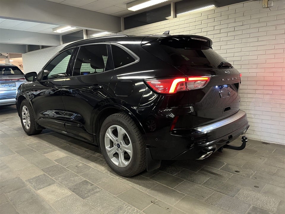 Ford Kuga 2,5 PHEV ST-Line X CVT 5d