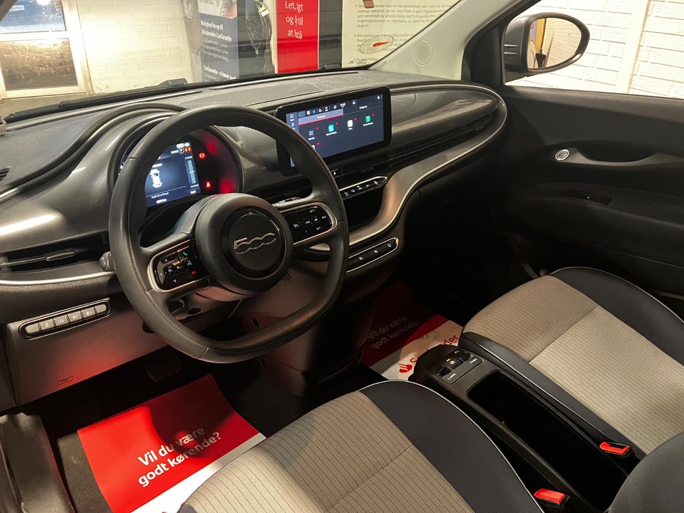 Fiat 500e 42 Icon 3d