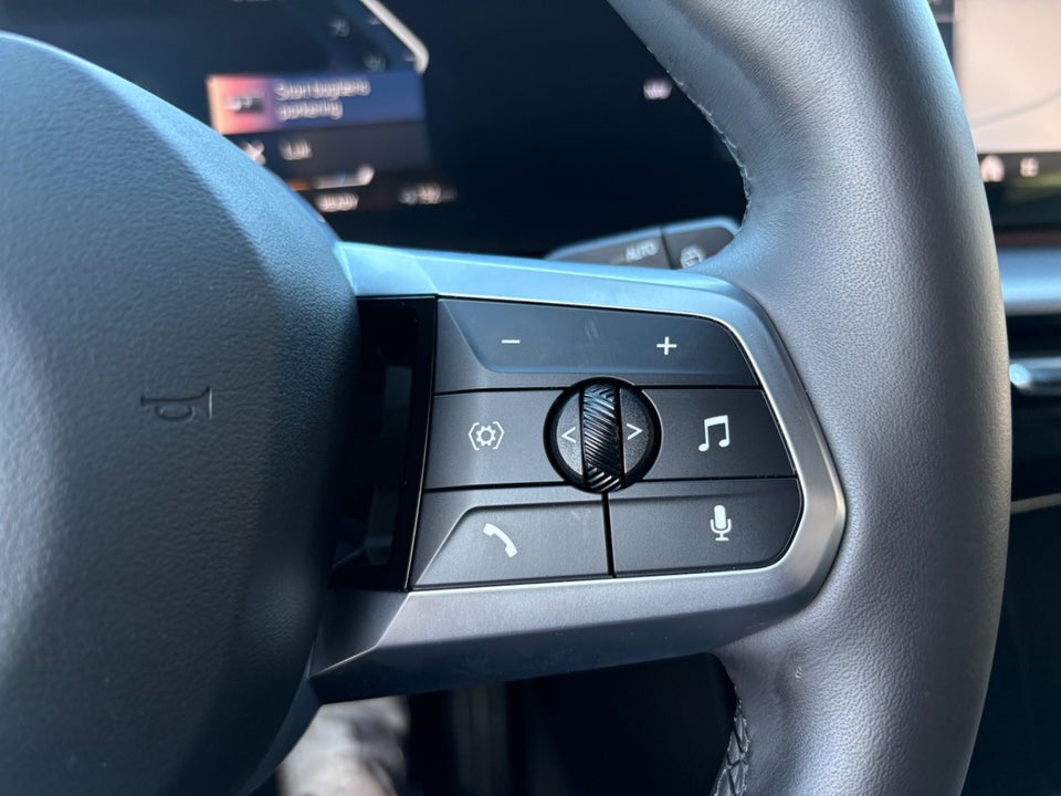 BMW iX1 eDrive20 M-Sport 5d