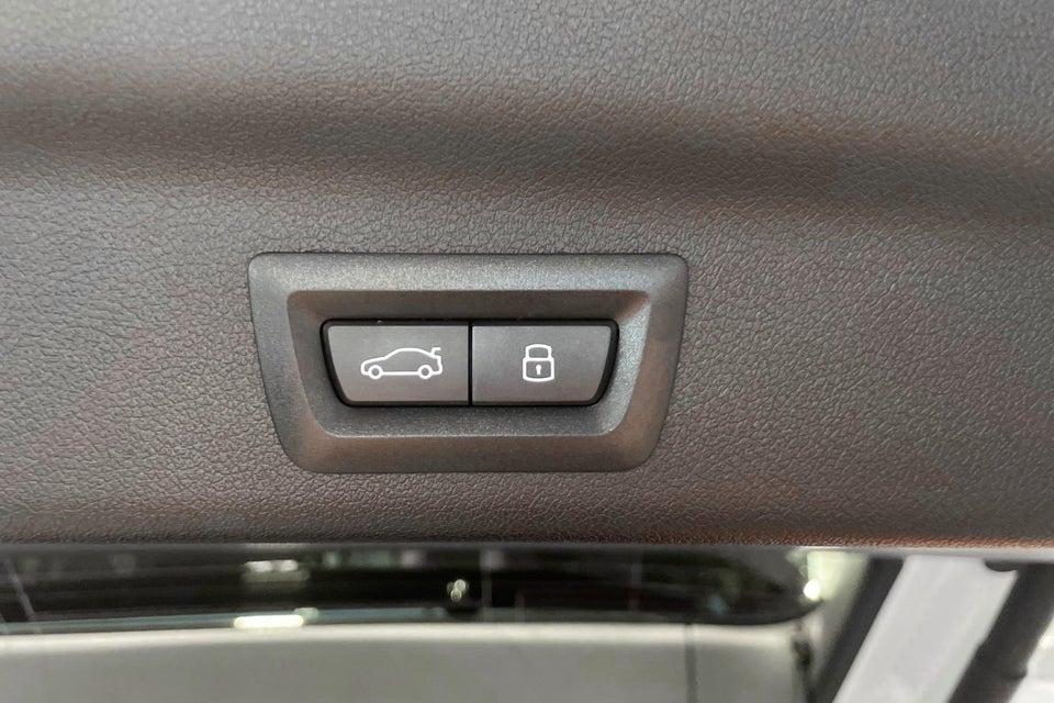 BMW iX1 eDrive20 M-Sport 5d