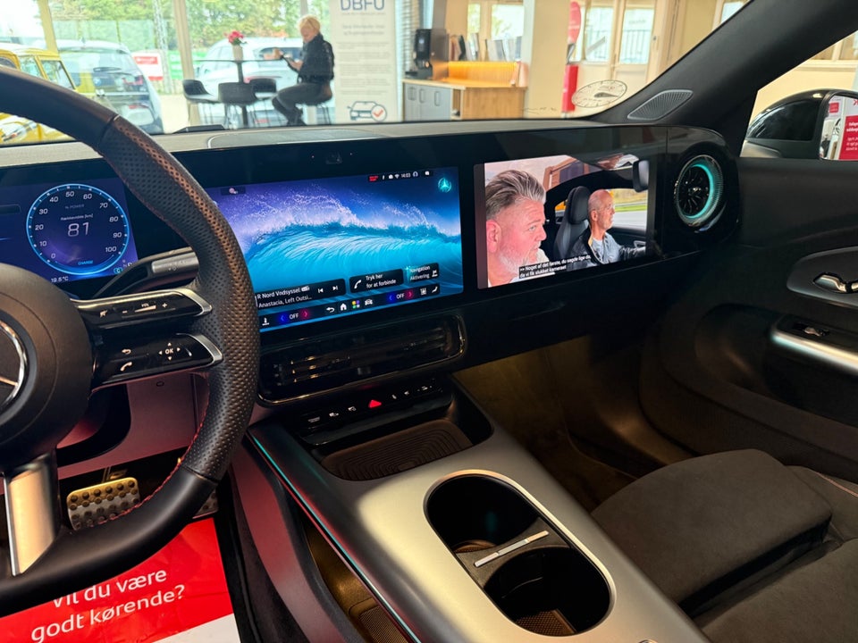 Mercedes CLA250+ electric AMG Line 4d