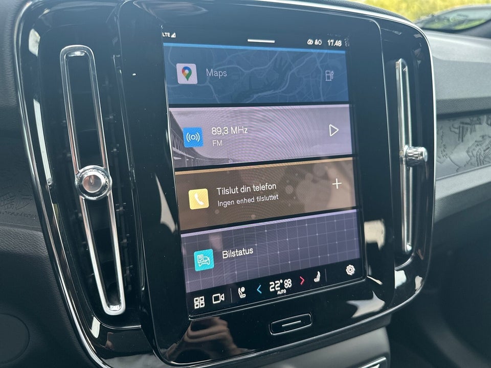 Volvo EX40 Extended Range Black Edition 5d