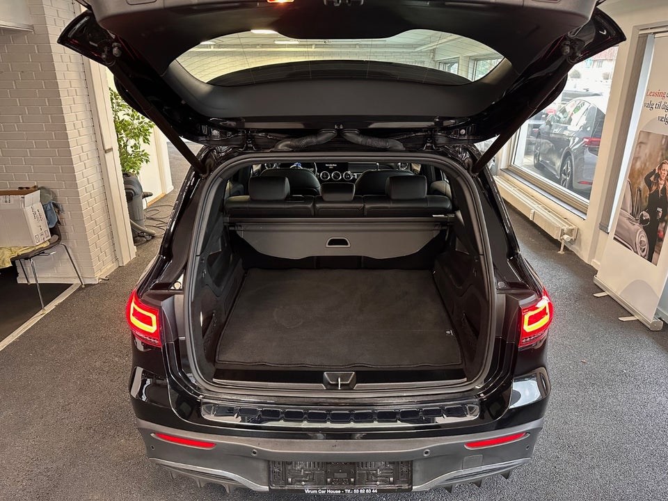 Mercedes EQB250 AMG Line 5d