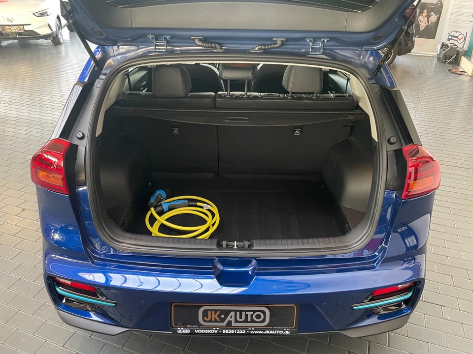 Kia e-Niro 64 Advance 5d