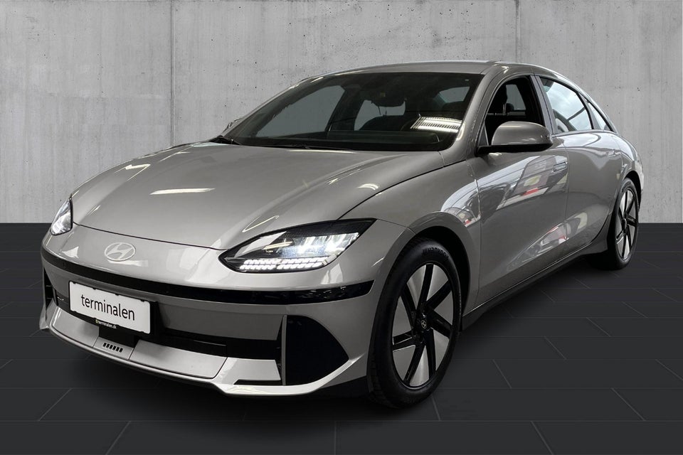 Hyundai Ioniq 6 53 Essential 4d