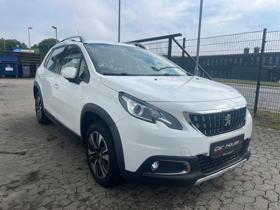 Peugeot 2008 1,2 e-THP 110 Allure 5d