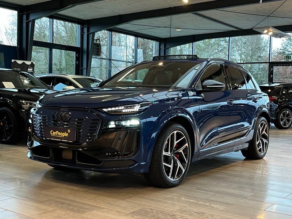 Audi SQ6 e-tron quattro 5d