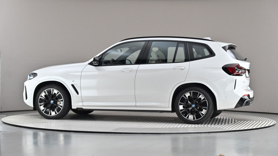 BMW iX3 Charged Plus M-Sport 5d