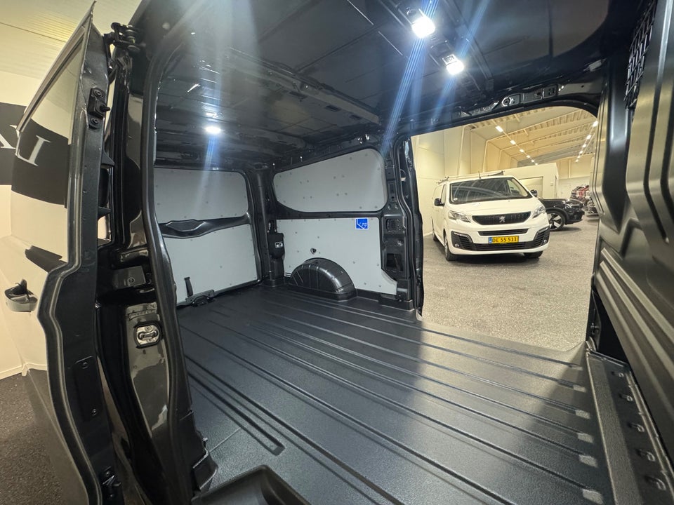 Ford Transit Custom 320 L2 2,0 EcoBlue Sport aut. AWD