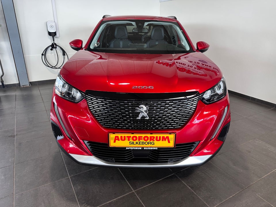 Peugeot 2008 1,2 PureTech 130 Allure Pack EAT8 Van 5d
