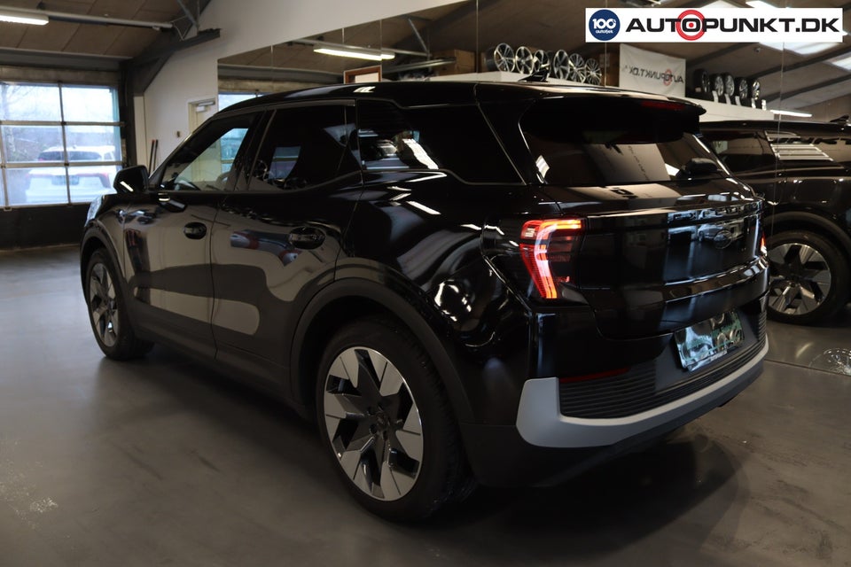 Ford Explorer 82 Premium Extended Range 5d