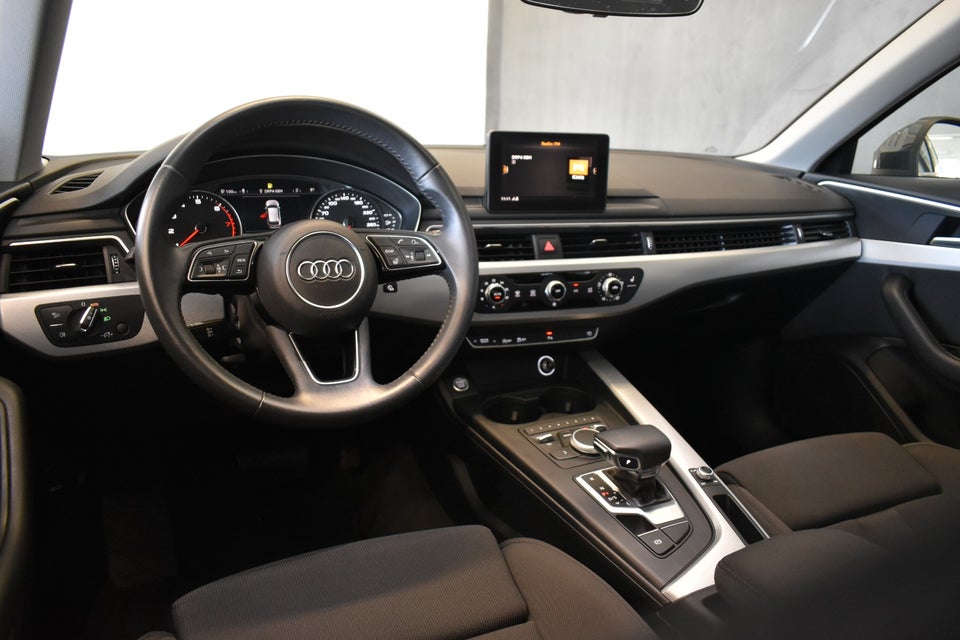 Audi A4 40 TFSi Sport Prestige Avant S-tr. 5d