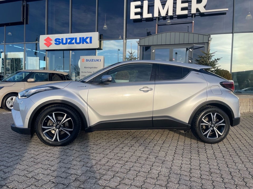 Toyota C-HR 1,8 Hybrid Premium Selected CVT 5d