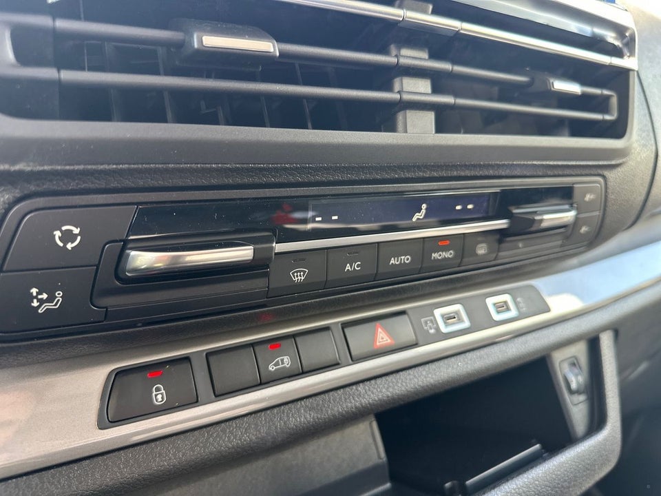 Peugeot e-Expert 75 L3 Premium Van