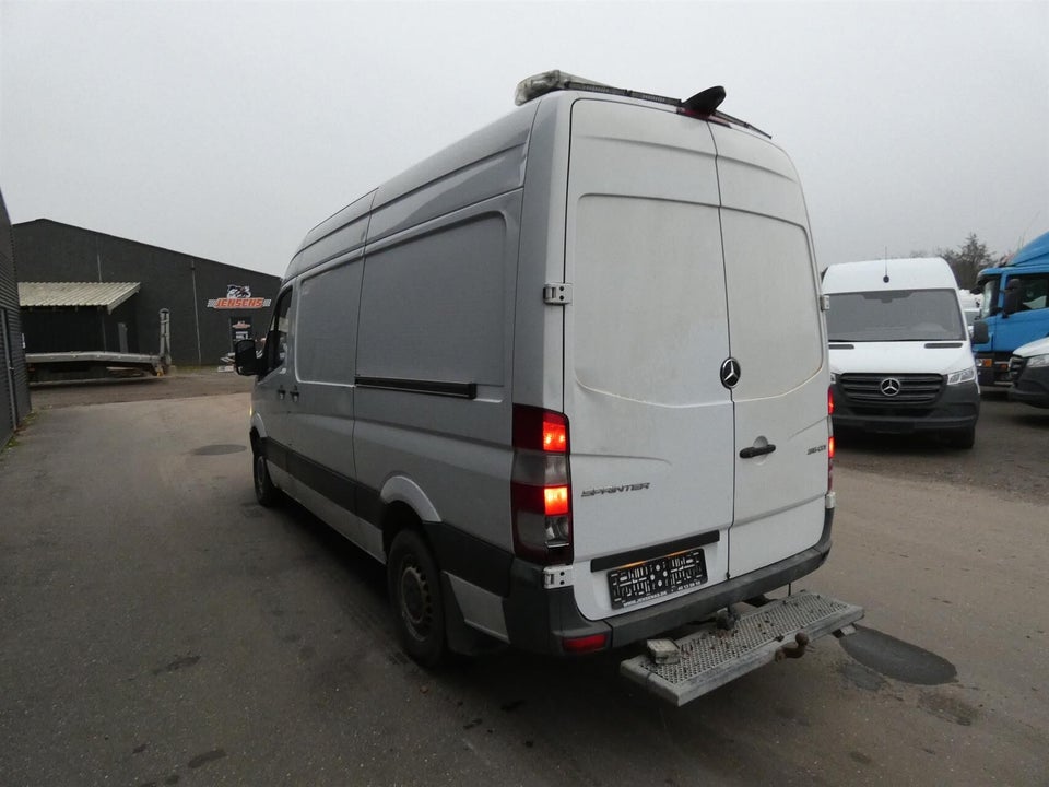 Mercedes Sprinter 316 2,2 CDi R2 Kassevogn aut. 5d