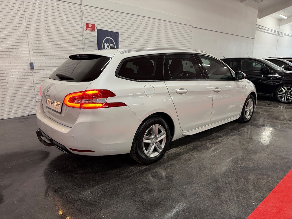 Peugeot 308 1,6 BlueHDi 120 Style Sky SW 5d